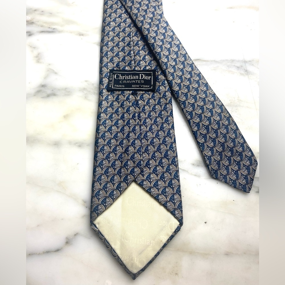 7 Vintage Silk Ties Fendi, Givenchy, Dior, Balmain, PierreCardin, Boss, Ken Cole - Picture 5 of 16